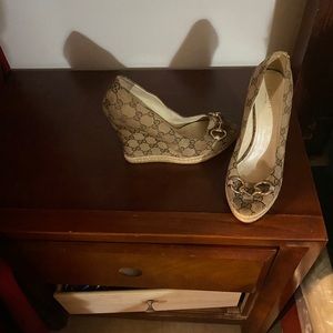 Authentic Gucci wedges